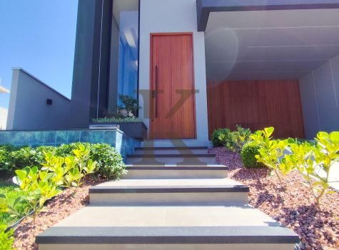 Casa térrea em condomínio fechado em Gravataí