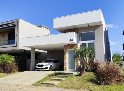 WhatsApp Image 2025-04-15 at 19.42.54 (1)