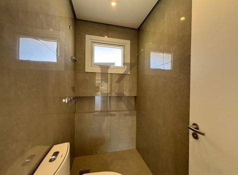 WhatsApp Image 2025-08-28 at 15.44.02 (1)