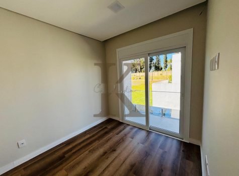 WhatsApp Image 2025-08-28 at 15.44.09